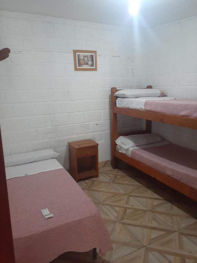 Hostal Candelaria Cafayate Bagian luar foto