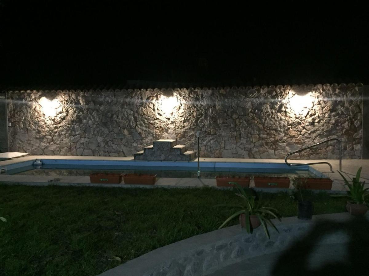 Hostal Candelaria Cafayate Bagian luar foto